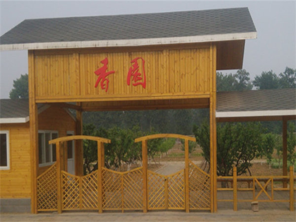 北京防腐木门头 门楼制作4