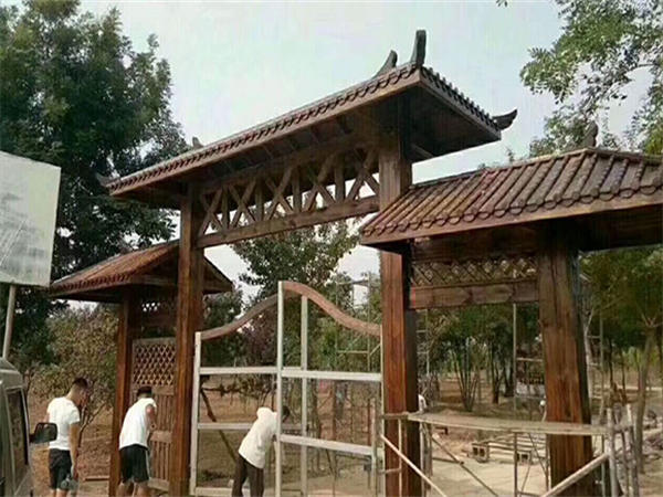 北京防腐木门头 门楼制作6